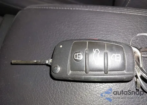 2015 Audi A3 1.8T Premium z USA, uszkodzony, nr VIN WAU6CLFF4F1098965